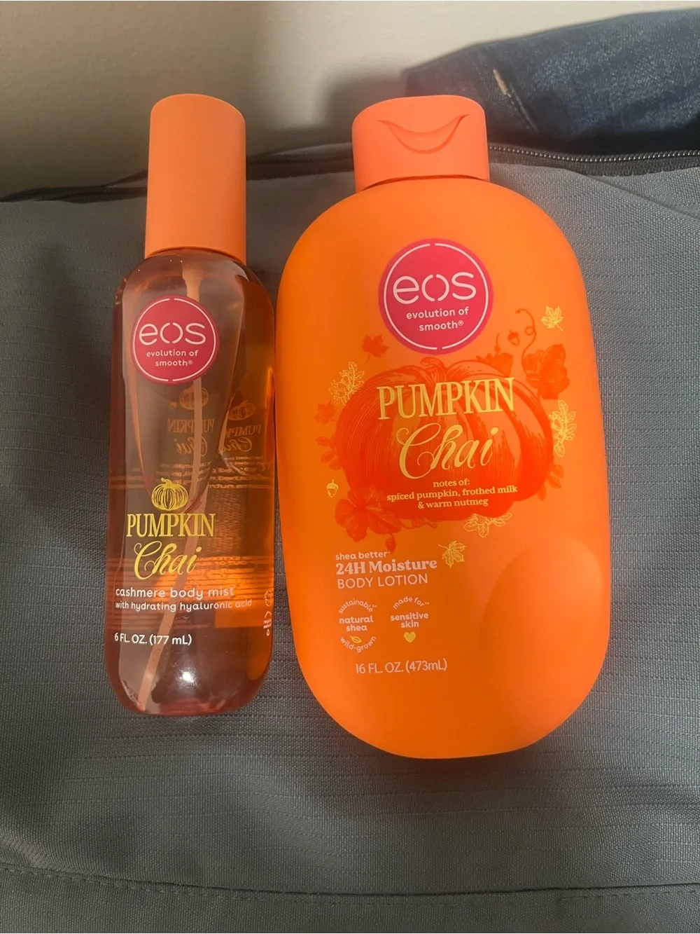 eos Pumpkin Chai Body Lotion & Cashmere Body Mist - Orange